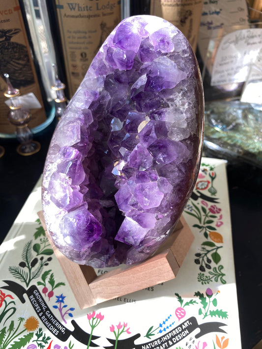 Amethyst Egg with Stand 3.62 lbs - Moon Room Shop and Wellness