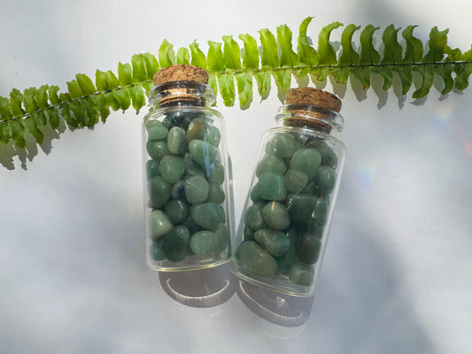 Green Aventurine Gem Chip 25 ml Glass Jar - Moon Room Shop and Wellness