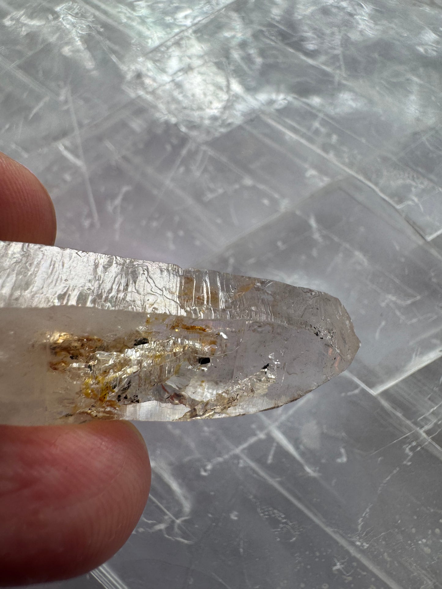 Firefly Petroleum Quartz Specimen 11 g Madagascar UV Reactive - Moon Room Shop and Wellness