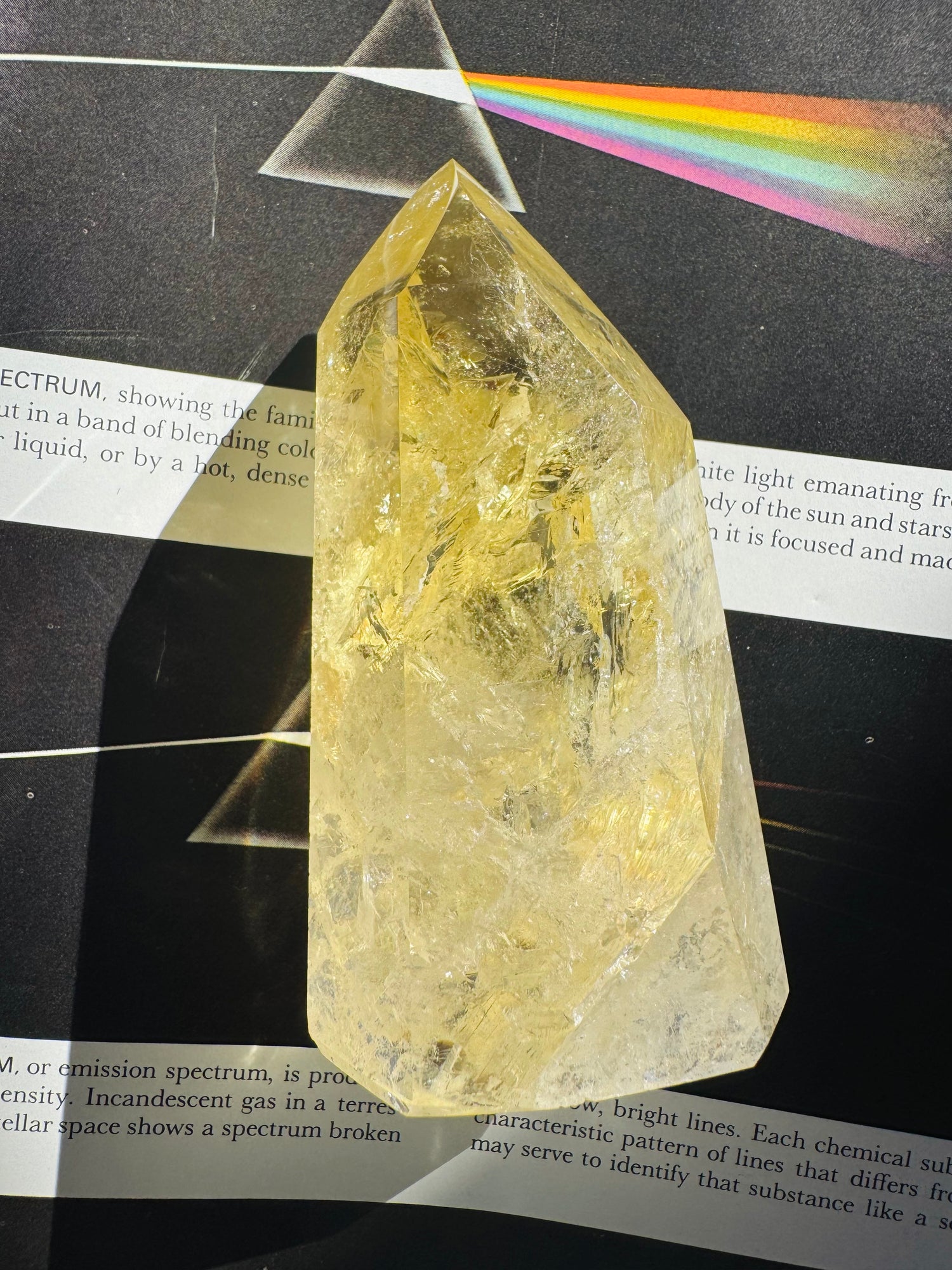 Lemon Quartz Tower 212 g  Brazil Gorgeous - Moon Room Shop and Wellness