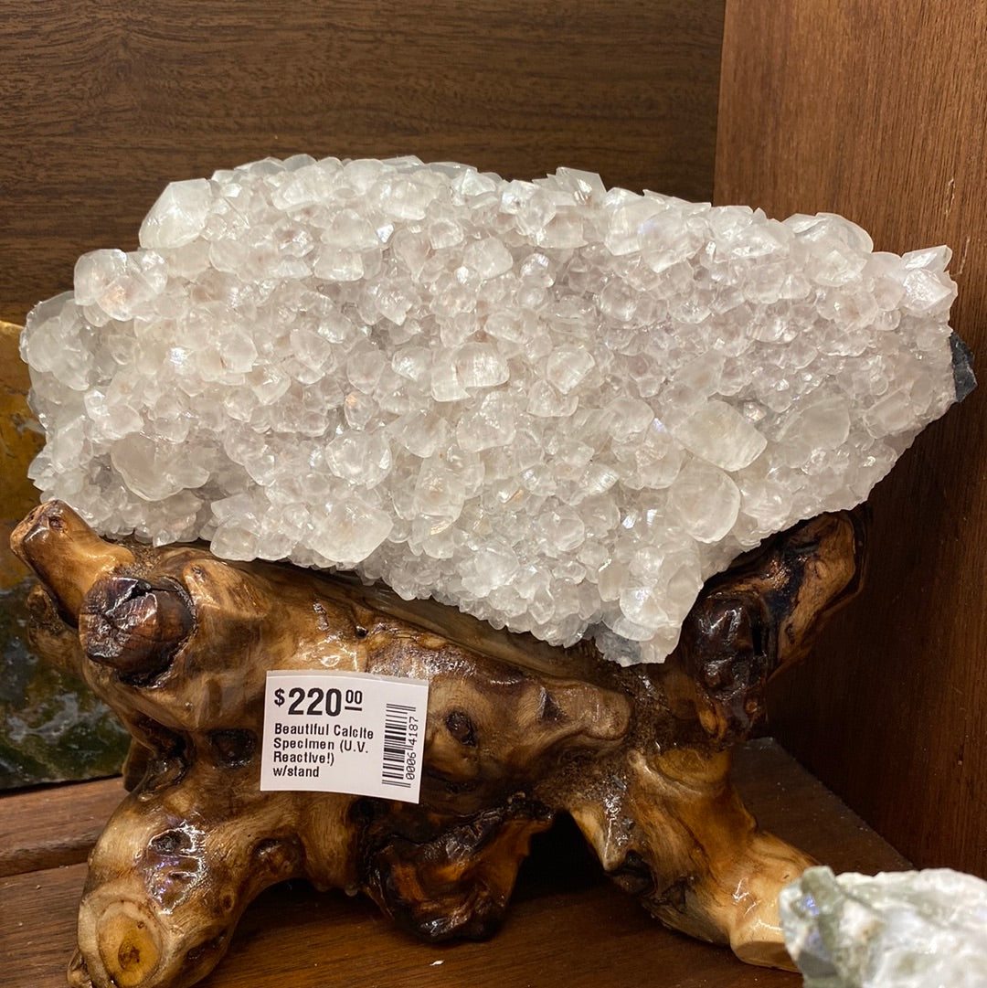 Beautuful Calcite Specimen (U.V. Reactive!) with Wood Stand - Moon Room Shop and Wellness