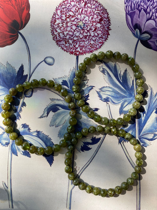 Peridot 6mm Stretch Bracelet - Moon Room Shop and Wellness