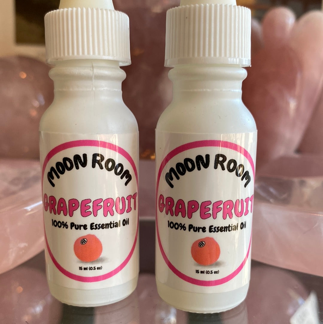 Moon Room Grapefruit Essential Oil - Moon Room Shop and Wellness