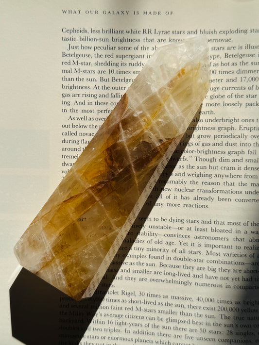 Golden Healer Quartz Tower 374 g Brazil - Divine Beauty - Moon Room Shop and Wellness