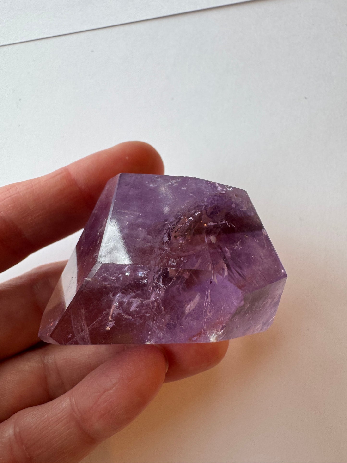 Amethyst Freeform 87 g - Moon Room Shop and Wellness