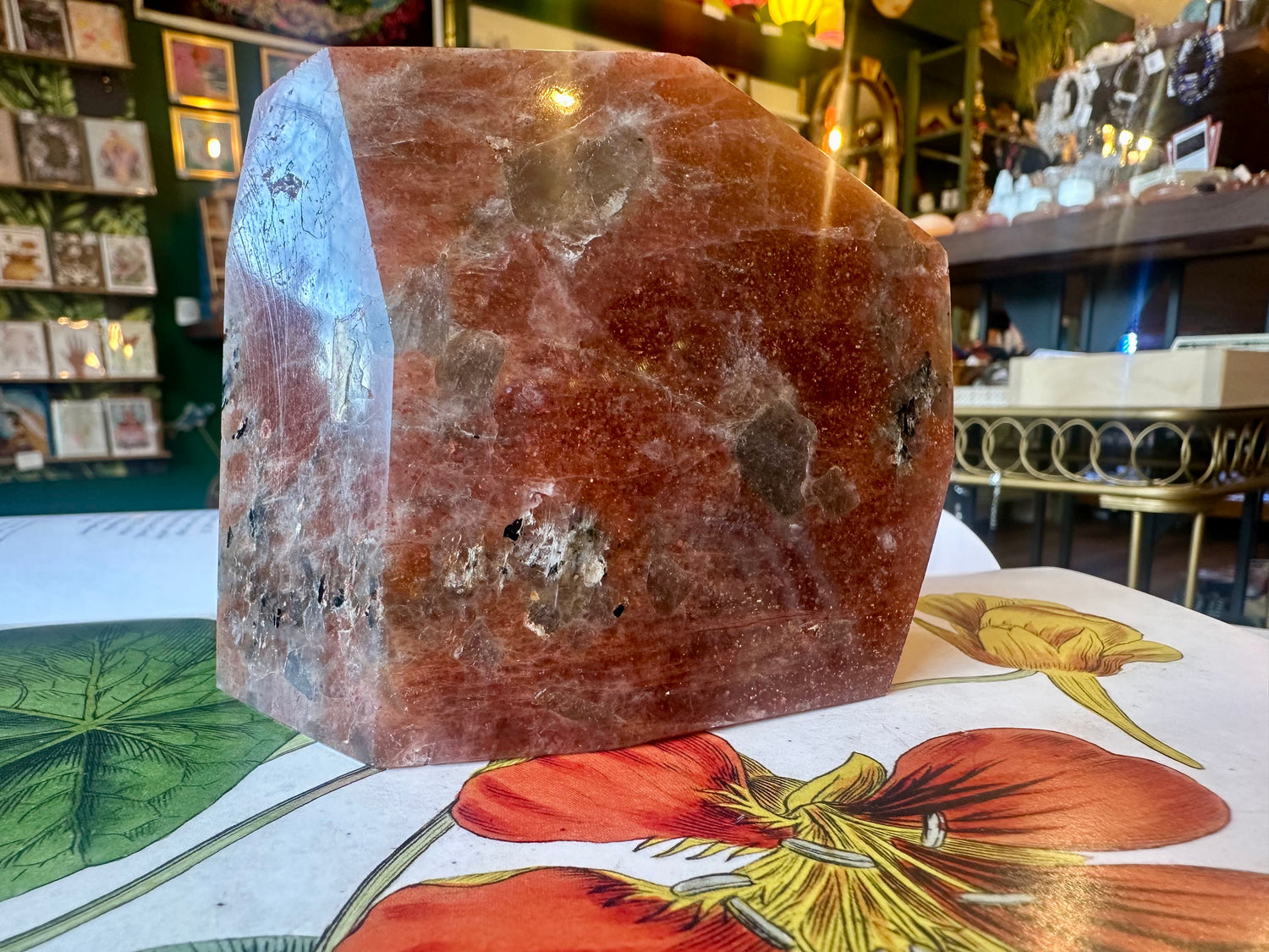 Sunstone Freeform 1.11 lb - Moon Room Shop and Wellness