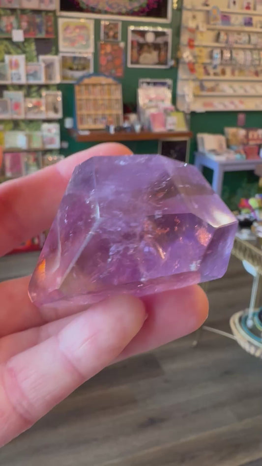 Amethyst Freeform 87 g