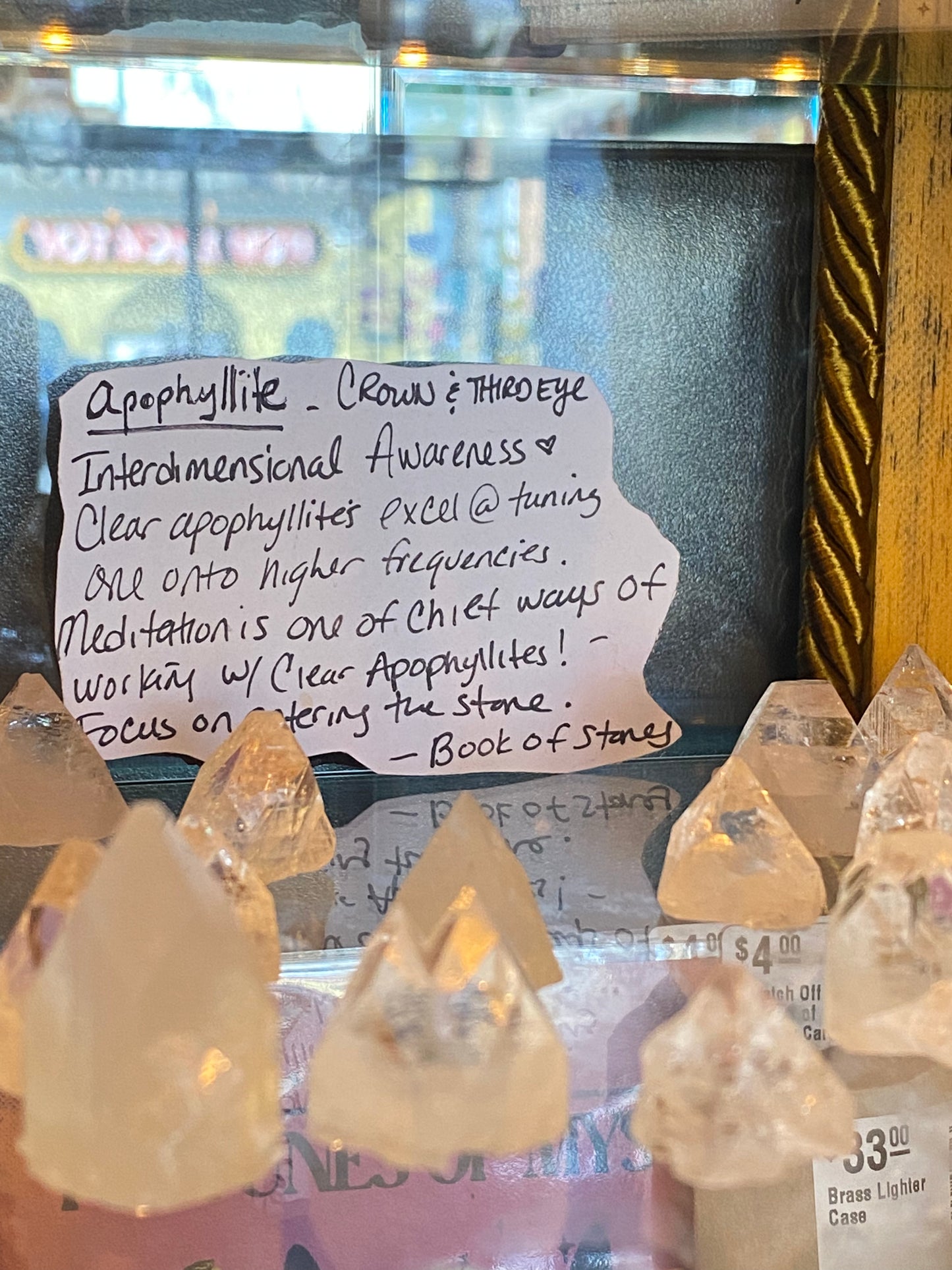 Apophyllite Point - Moon Room Shop and Wellness